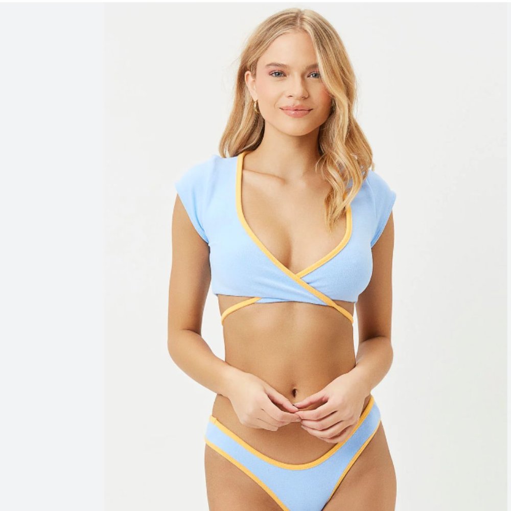 Frankies Bikinis - NWT SOLEIL BIKINI TOP IN BLUEBIRD